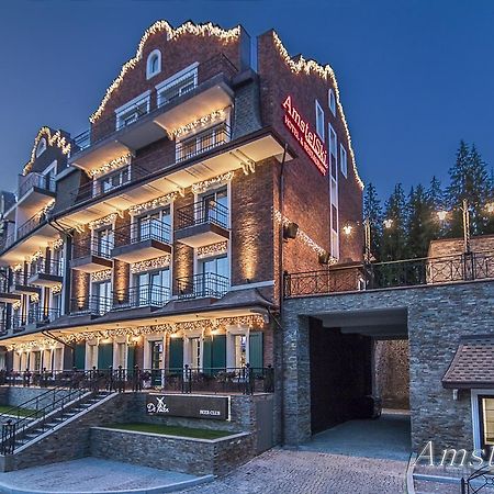 Amstelski Hotel Bukovel Bagian luar foto