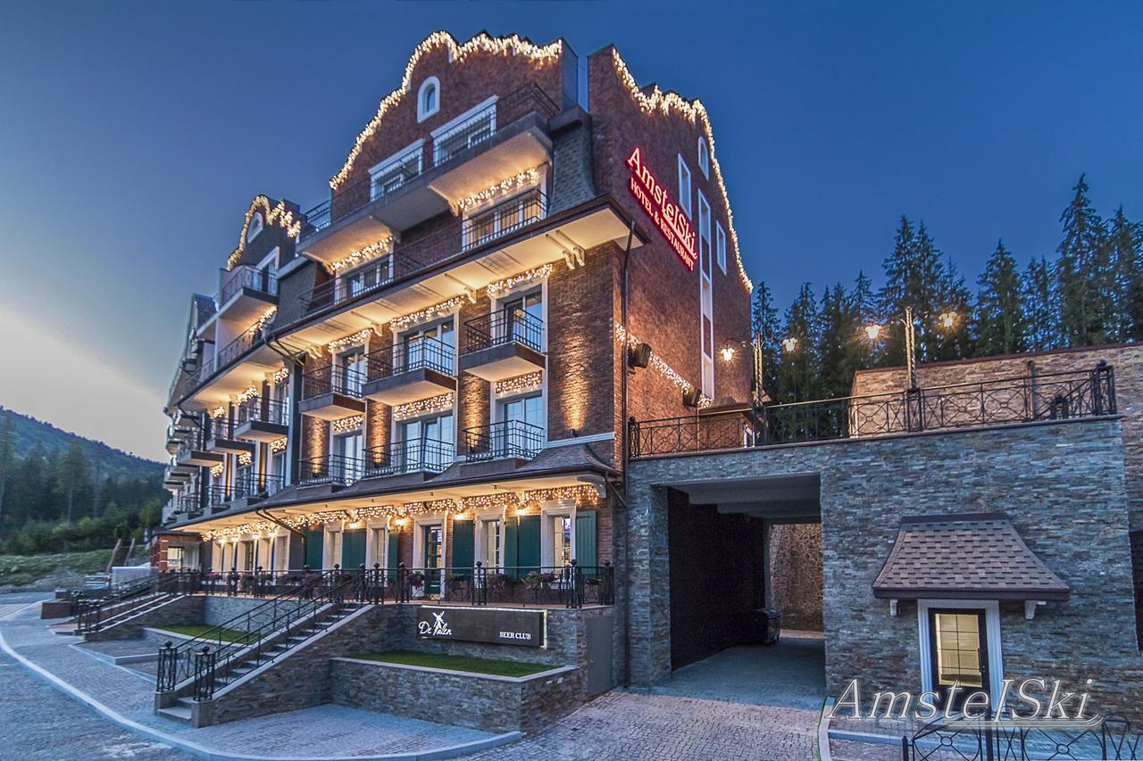 Amstelski Hotel Bukovel Bagian luar foto