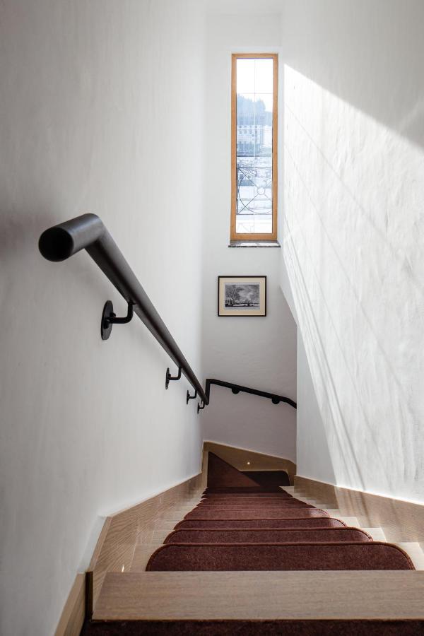 Amstelski Hotel Bukovel Bagian luar foto